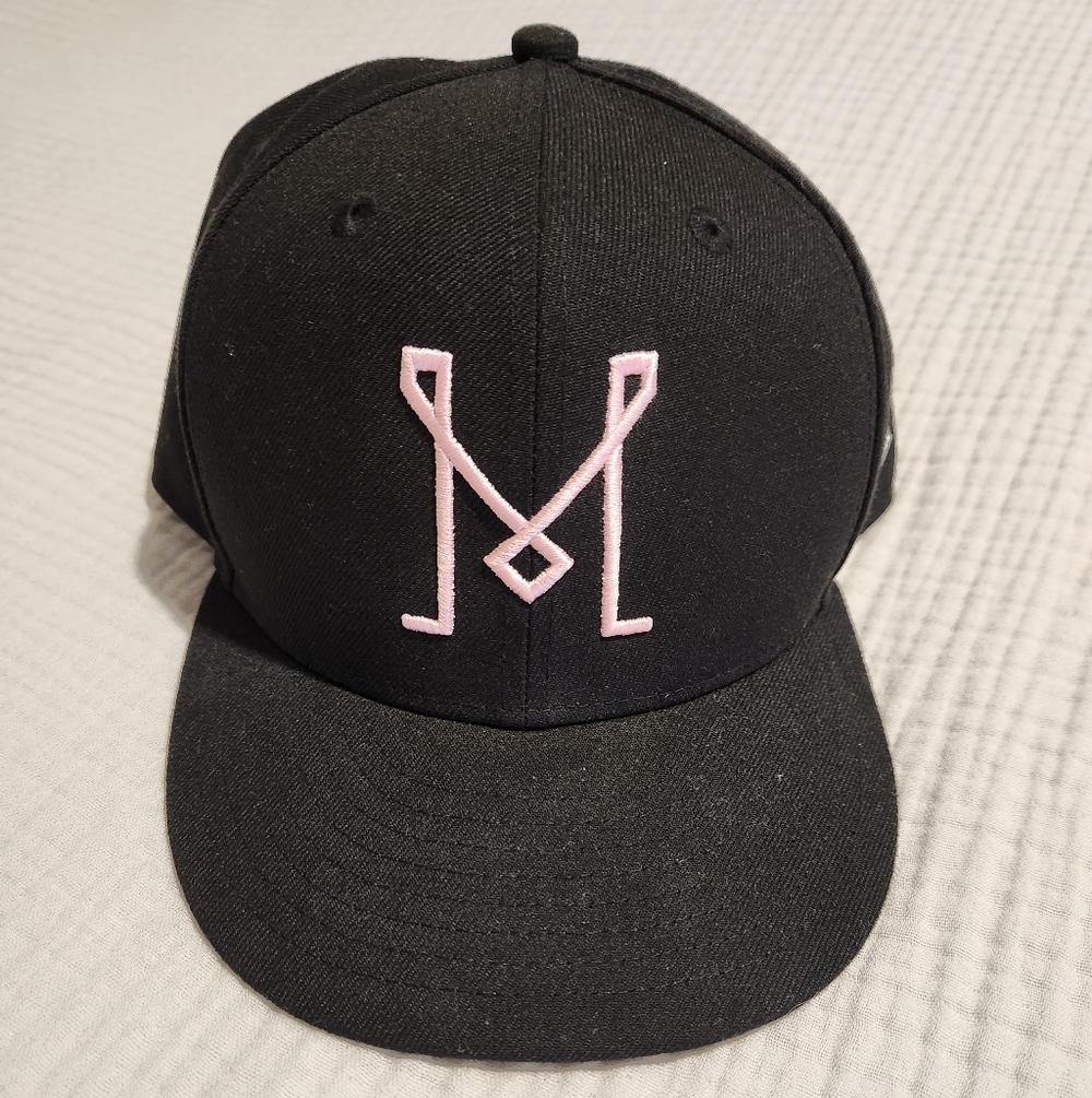 Inter Miami CF 9Fifty New Era New Black Cap with Pink Logo, Adjustable Snapback
